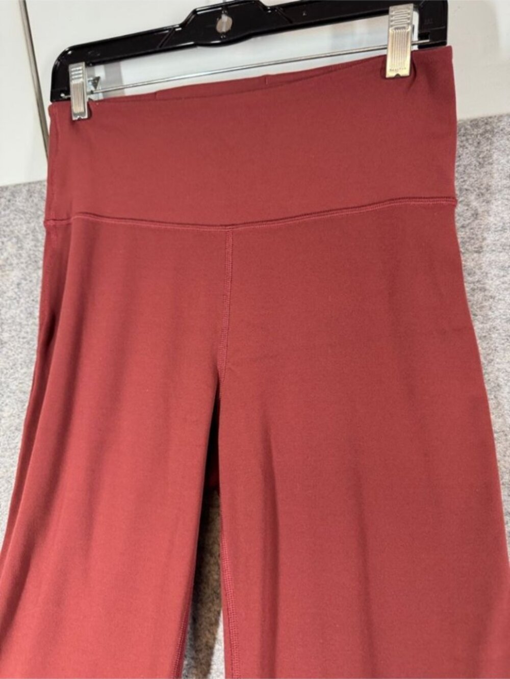 Lululemon Groove Super High Rise Flared Leg Pants Burgundy Size 8 Yoga Pants Gym - Picture 4 of 14